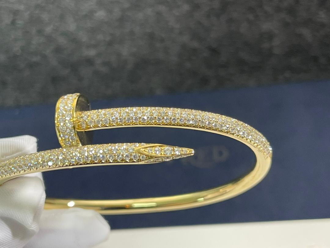 18kt yellow gold Juste un clou nail bracelet pave diamonds